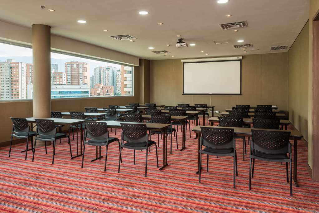 מלון Hampton By Hilton Lima San Isidro מתקנים תמונה